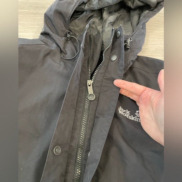 JACK WOLFSKIN Black Winter Snowboard Ski Jacket Belted. Size L - Picture 10 of 15
